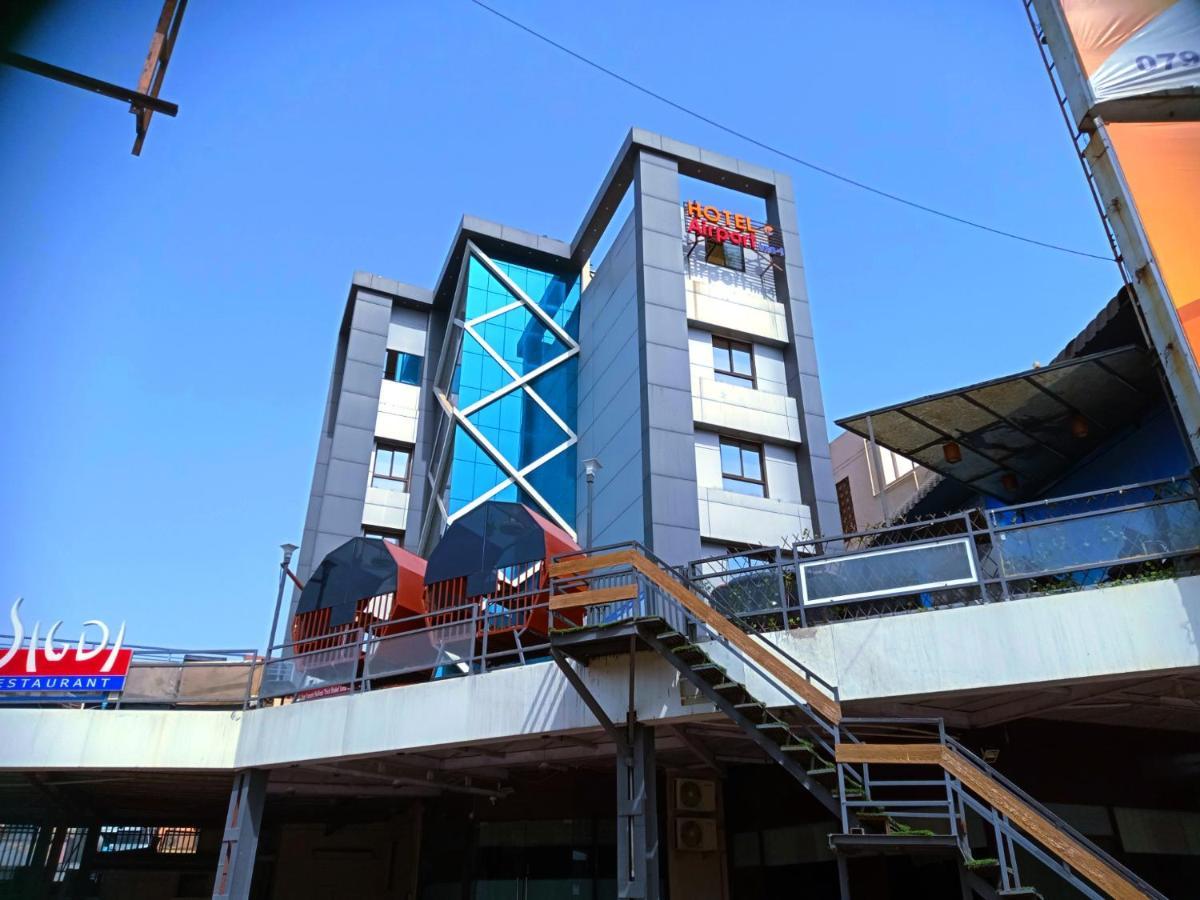 Hotel Airport Inn One Ahmedabad Exterior foto